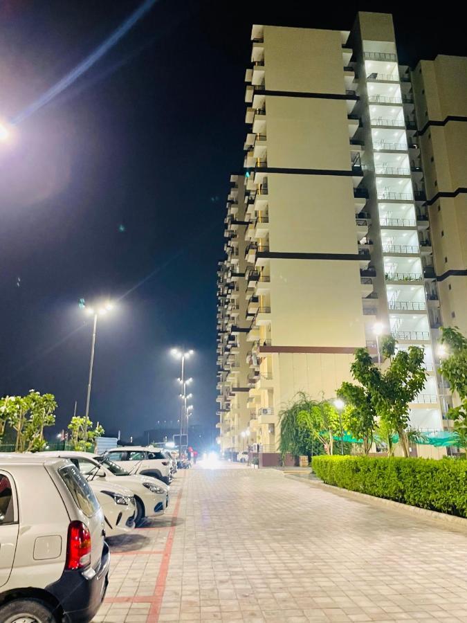 Achyutam Homes Lucknow Eksteriør billede