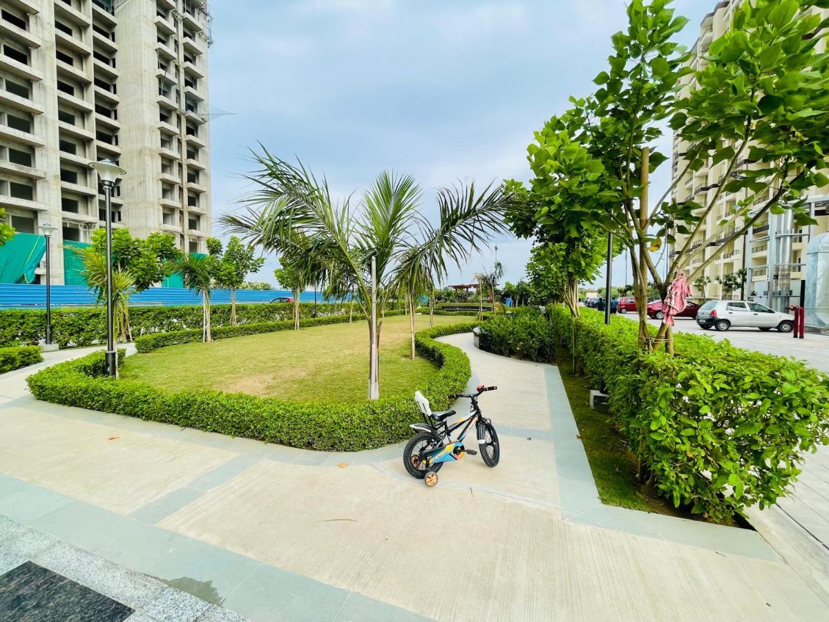 Achyutam Homes Lucknow Eksteriør billede